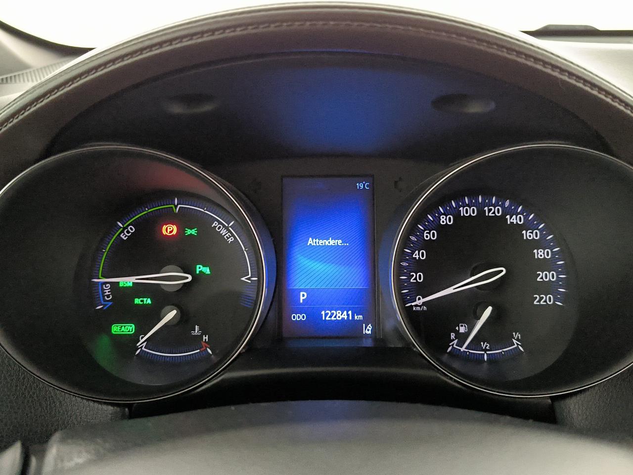 Toyota C-HR 1.8h lounge 2wd e-cvt my18