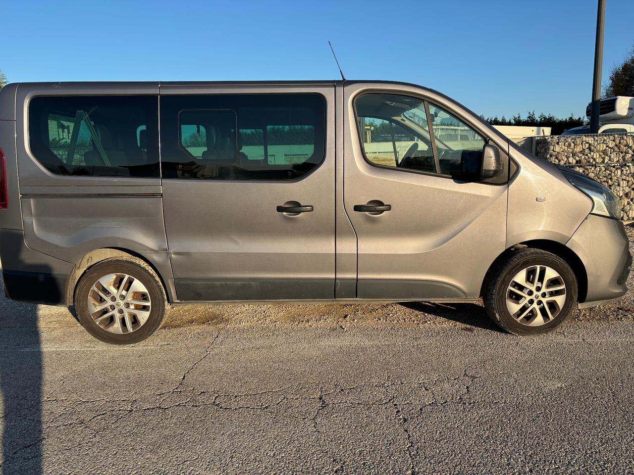 Renault Trafic T29 1.6 dCi 125CV 9 POSTI!!!! MOTORE ROTTO !!!!!!!