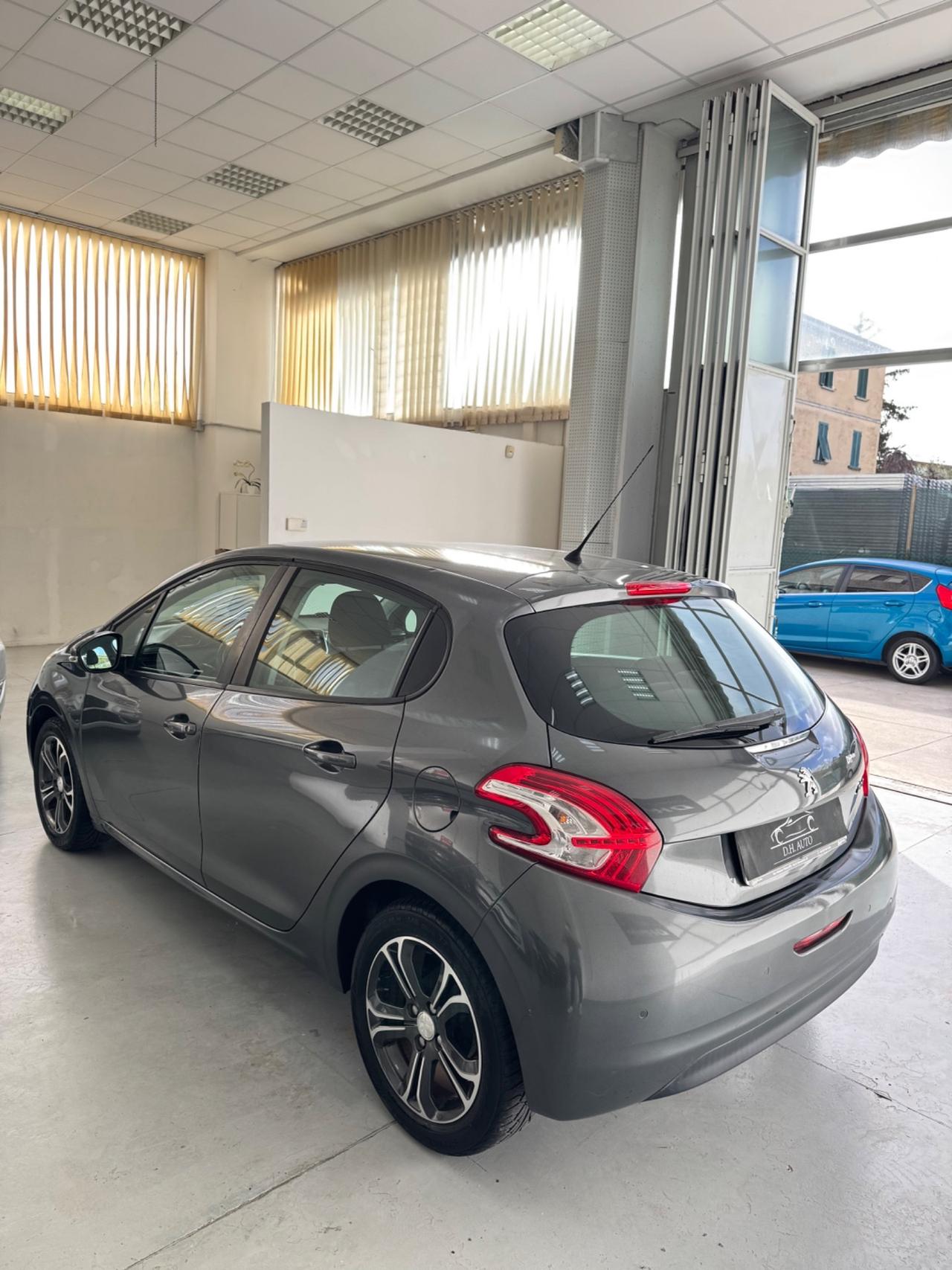 Peugeot 208 1.4 HDi 68 CV 5 porte Active