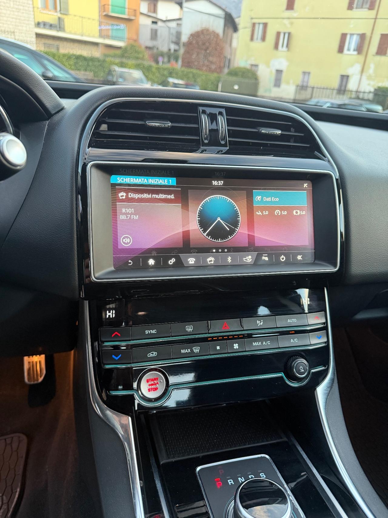 Jaguar XE 2.0 D PRESTIGE KMCERT UNICOPR FULLED