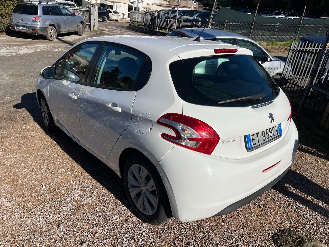 Peugeot 208 1.4 HDi 68 CV 5 porte Van