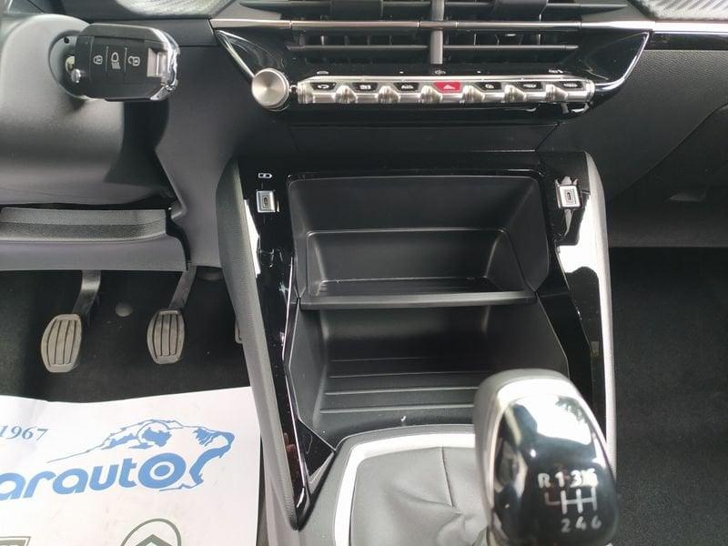 Peugeot 2008 100 Style NAVIGAT