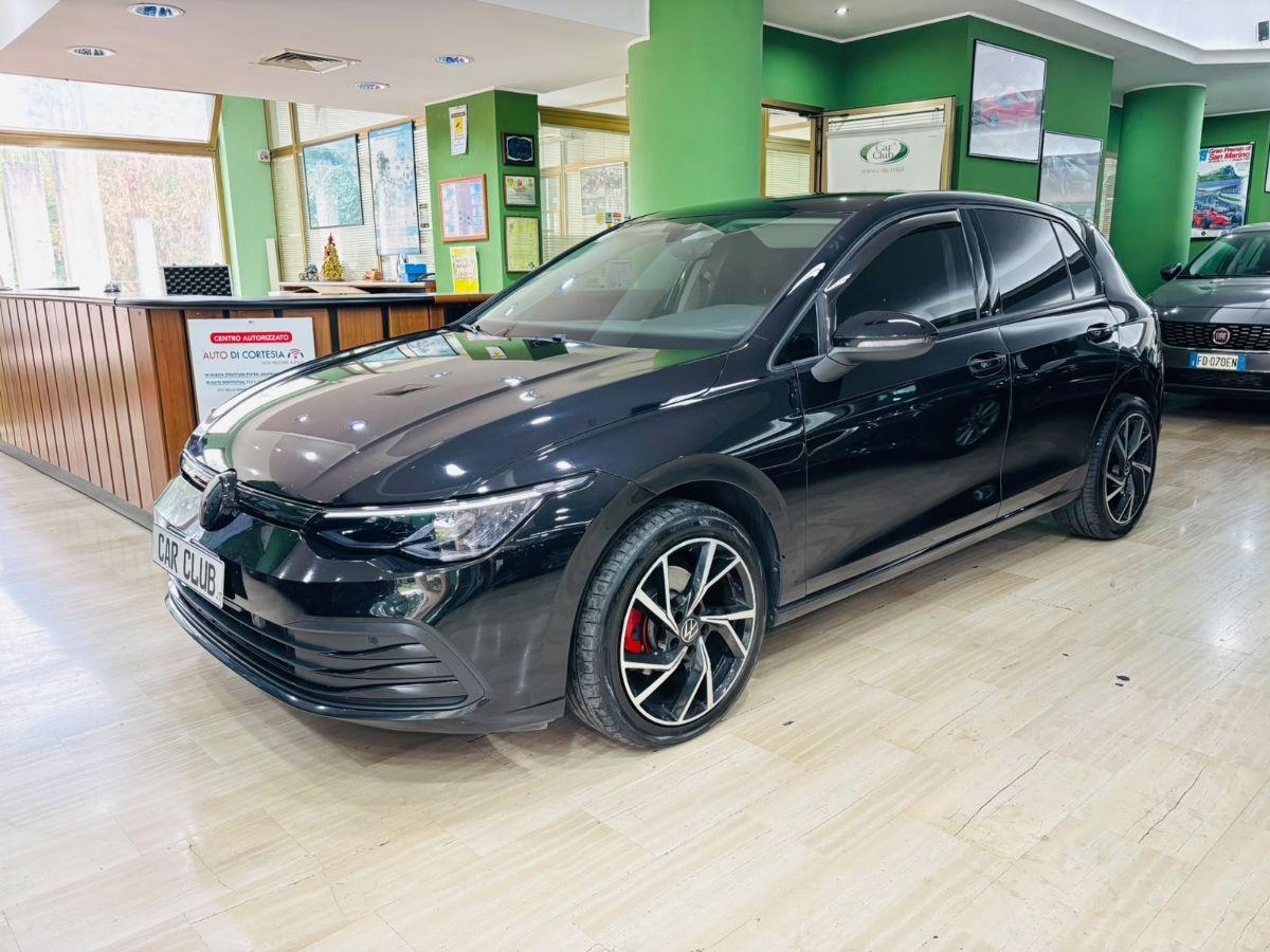 Volkwagen Golf 8.5 2.0 TDI 150cv DSG Total Black Pack