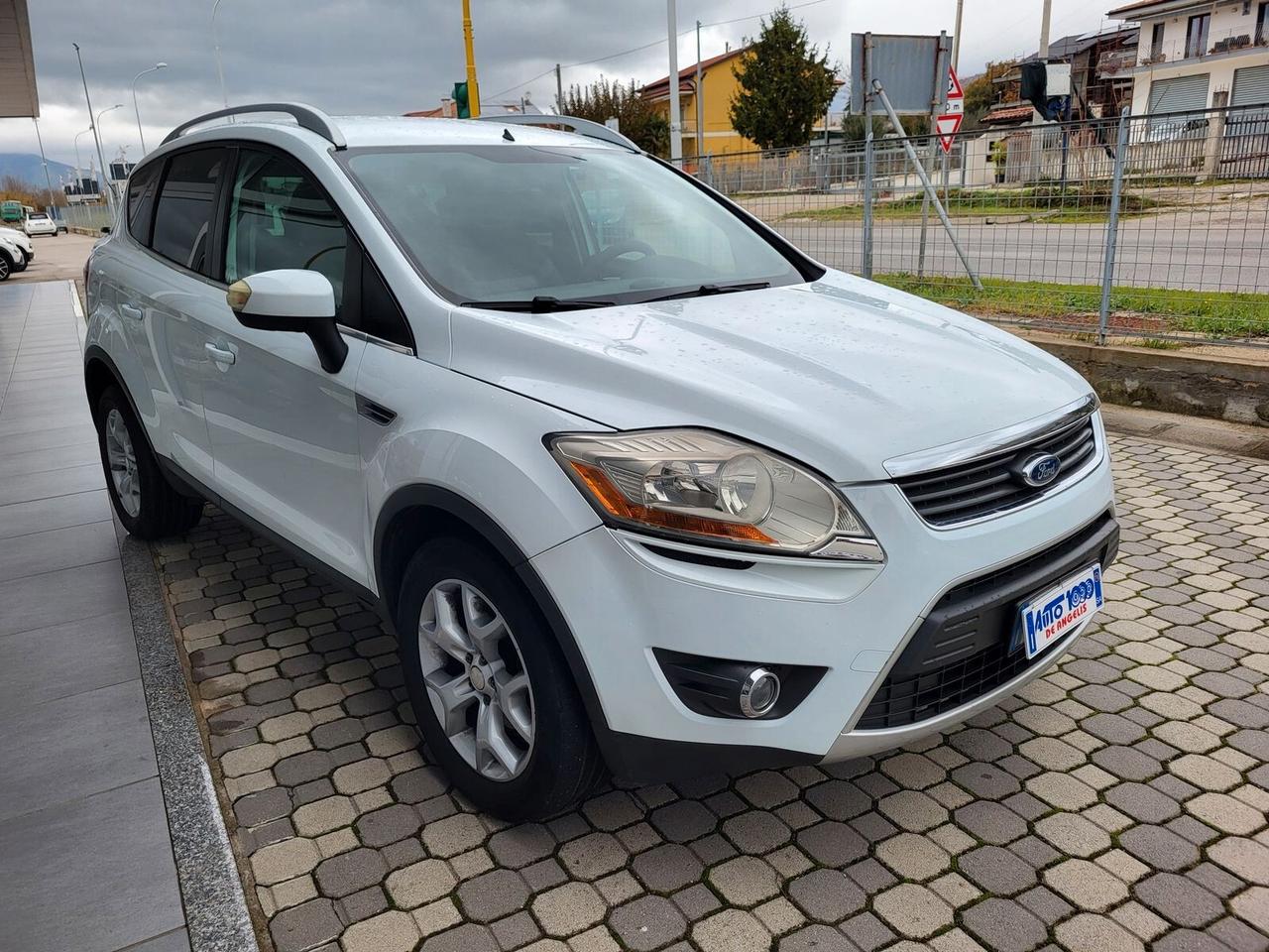 Ford Kuga Titanium 2wd 136cv NAVIGATORE / DISPLAY TOUCH