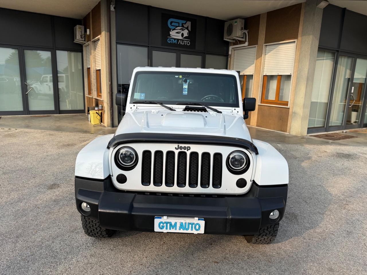 Jeep Wrangler Unlimited 2.8 CRD DPF Sahara Auto