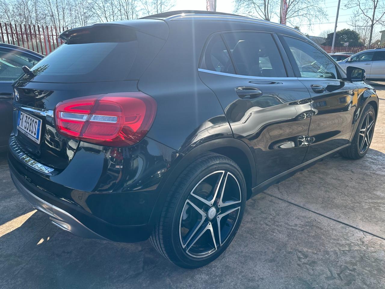 GLA 200 D 4MATIC PREMIUM FINANZIAMENTO