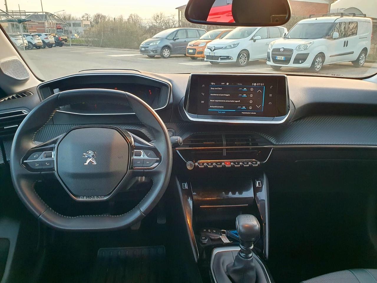 Peugeot 208 PureTech 100 Stop&Start 5 porte Allure