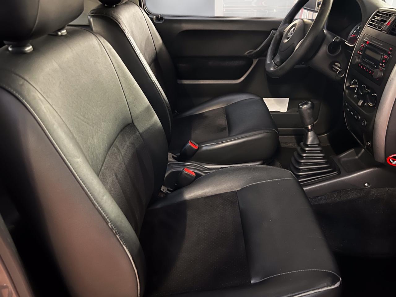 Suzuki Jimny 1.3i 16V cat 4WD JLX Più Perfetta Si Neopatentati