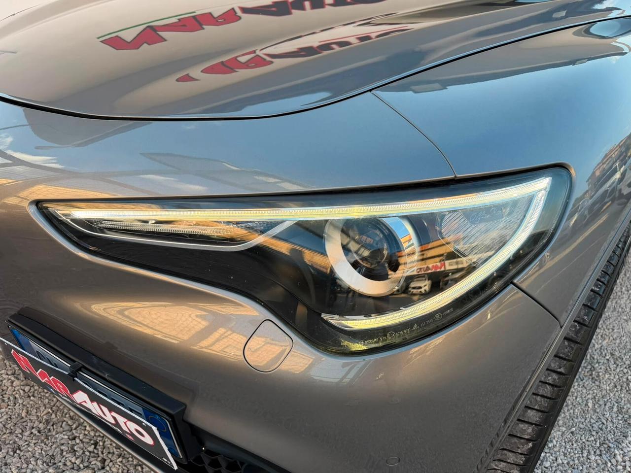 Alfa Romeo Stelvio 2.2 210 CV AT8 Q4 Veloce