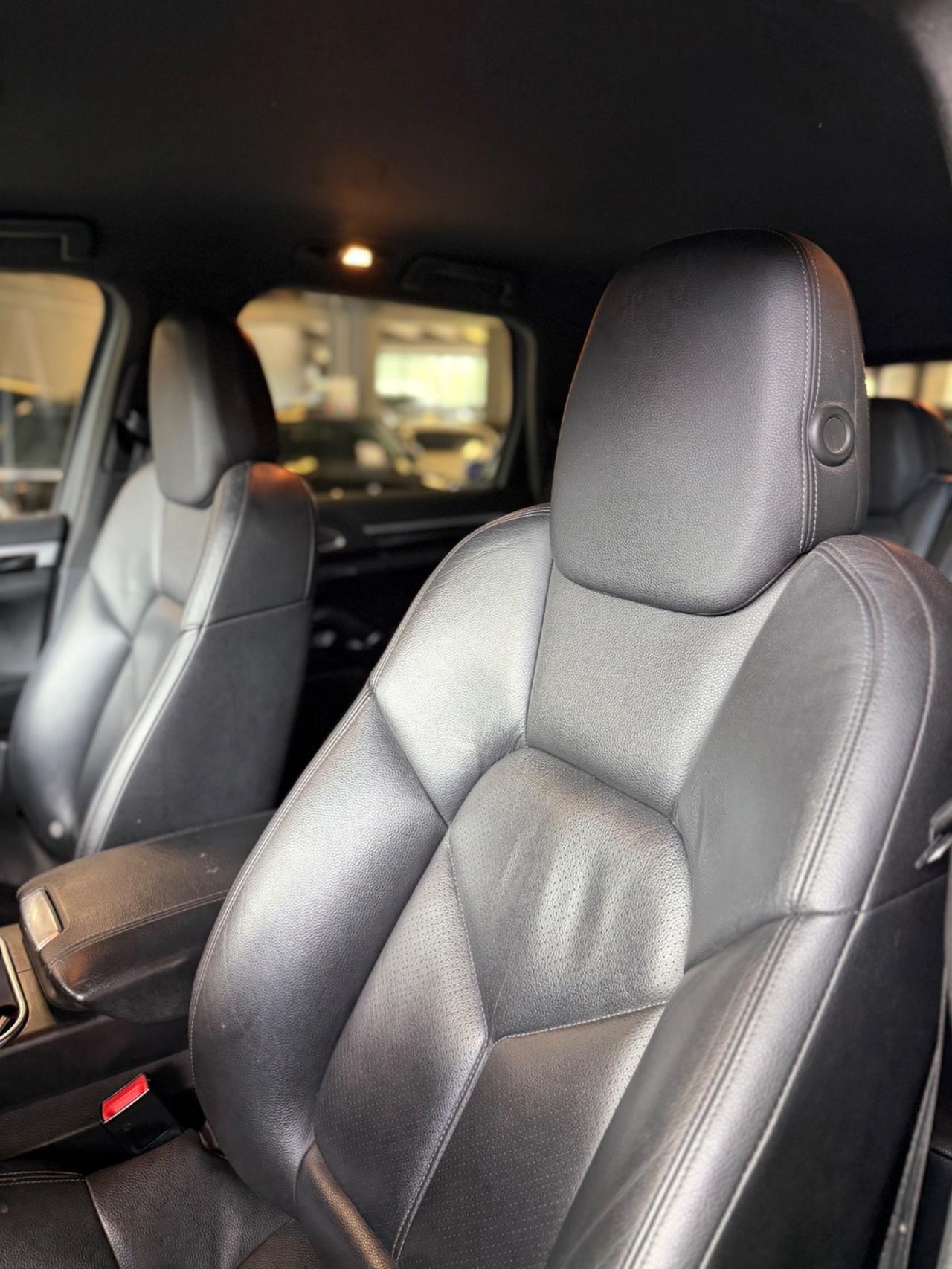Porsche CAYENNE 3.0 V6 BOSE KMCERT UNICOPR