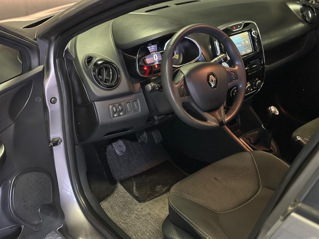 Renault Clio 1.2 75CV 5 porte Live