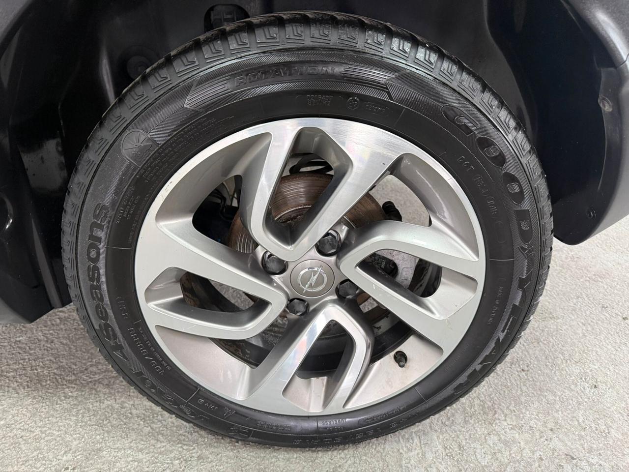 Opel Crossland X 1.2 Gpl Innovation