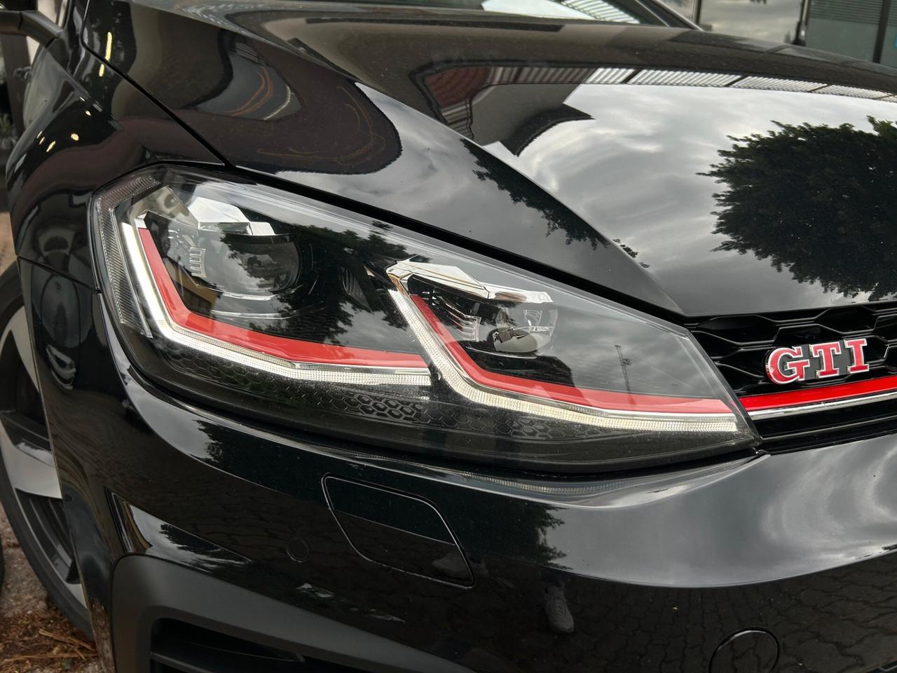 Volkswagen Golf GTI Performance 2.0 245 CV TSI 5p. BMT