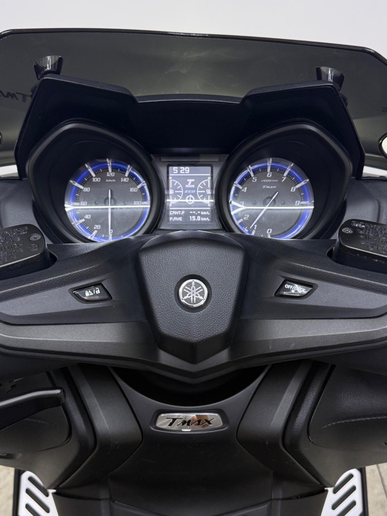 Yamaha TMAX 560
