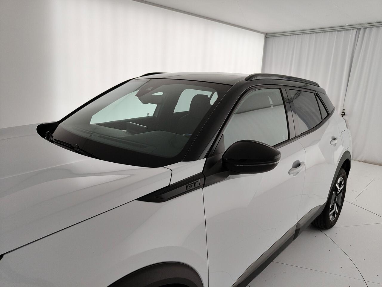Peugeot 2008 PureTech 130 S&S EAT8 GT