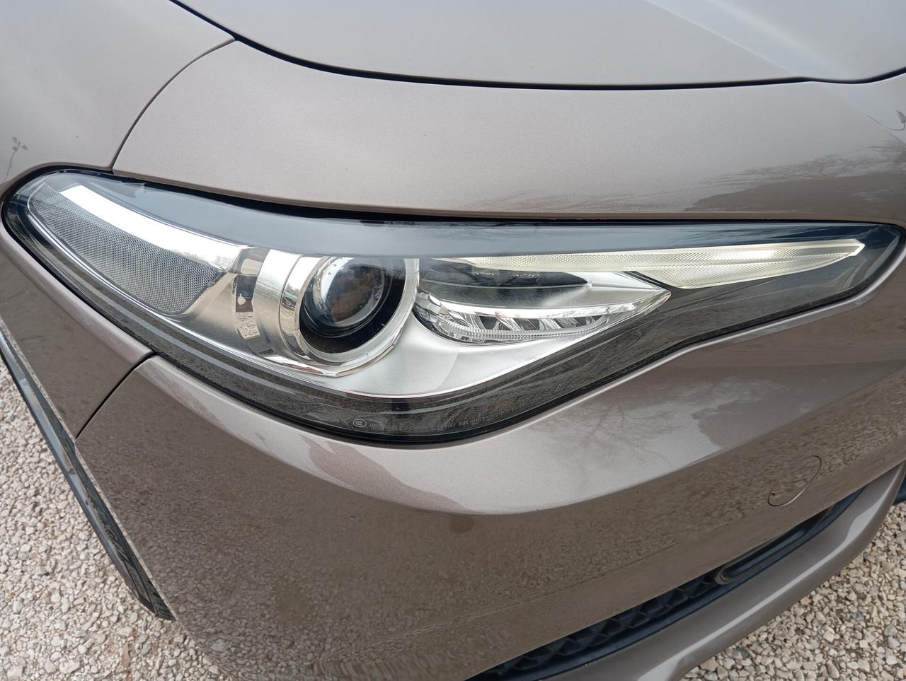 Alfa Romeo Giulia 2.2 Turbodiesel 210 CV AT8 AWD Q4 Veloce