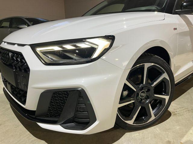 AUDI A1 SPB 30TFSI Stronic S line Identity Black "18 Sline