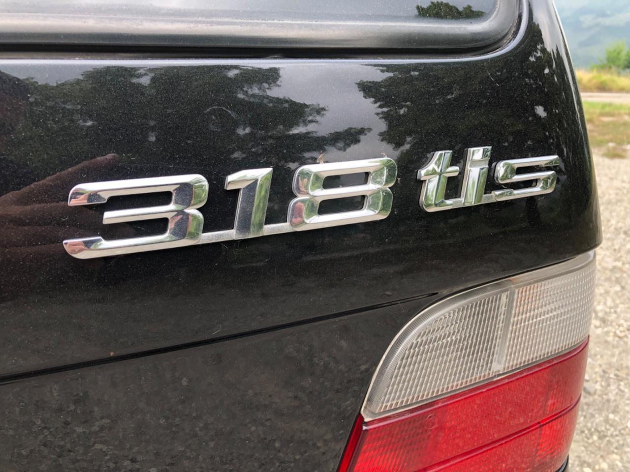 BMW 318 touring 16v IS