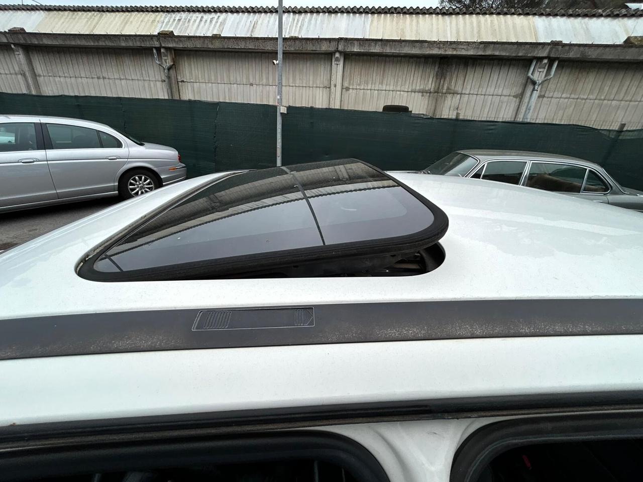 Ford Sierra 2.0i turbo 16V 4p. RS Cosworth Executive