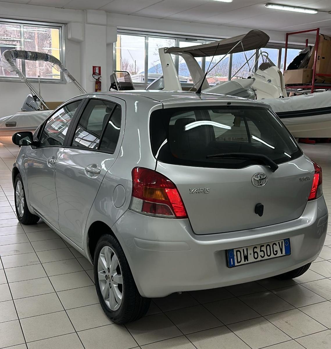 TOYOTA - Yaris - 1.3 5p.