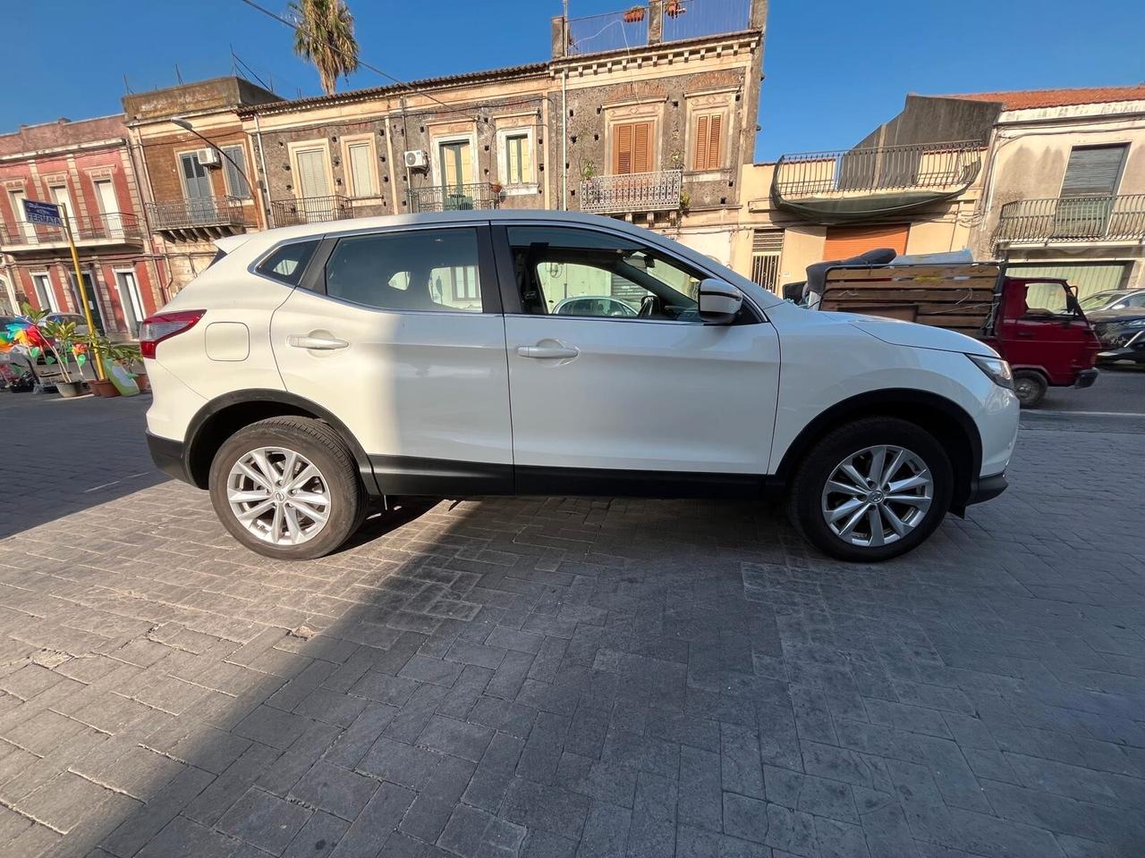 Nissan Qashqai 1.6 dCi 2WD Business