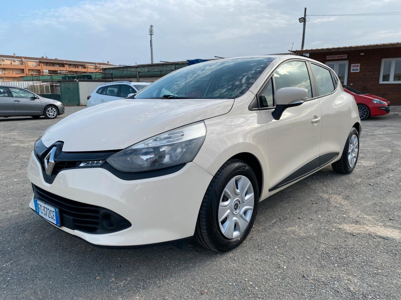 RENAULT Clio 1.2 Benzina 75cv NEOPAT. GARANTITA