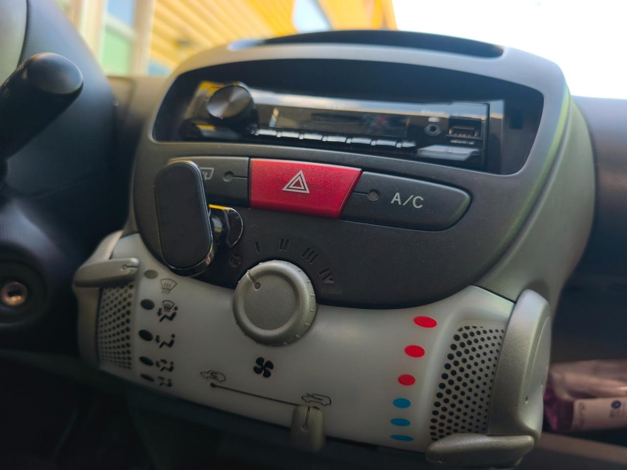 Toyota Aygo ok neopatentati km 42.000
