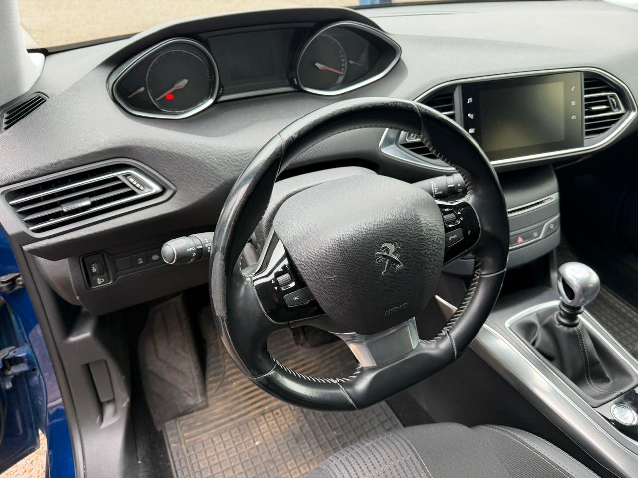 Peugeot 308 2019 1.5D UNIPRO