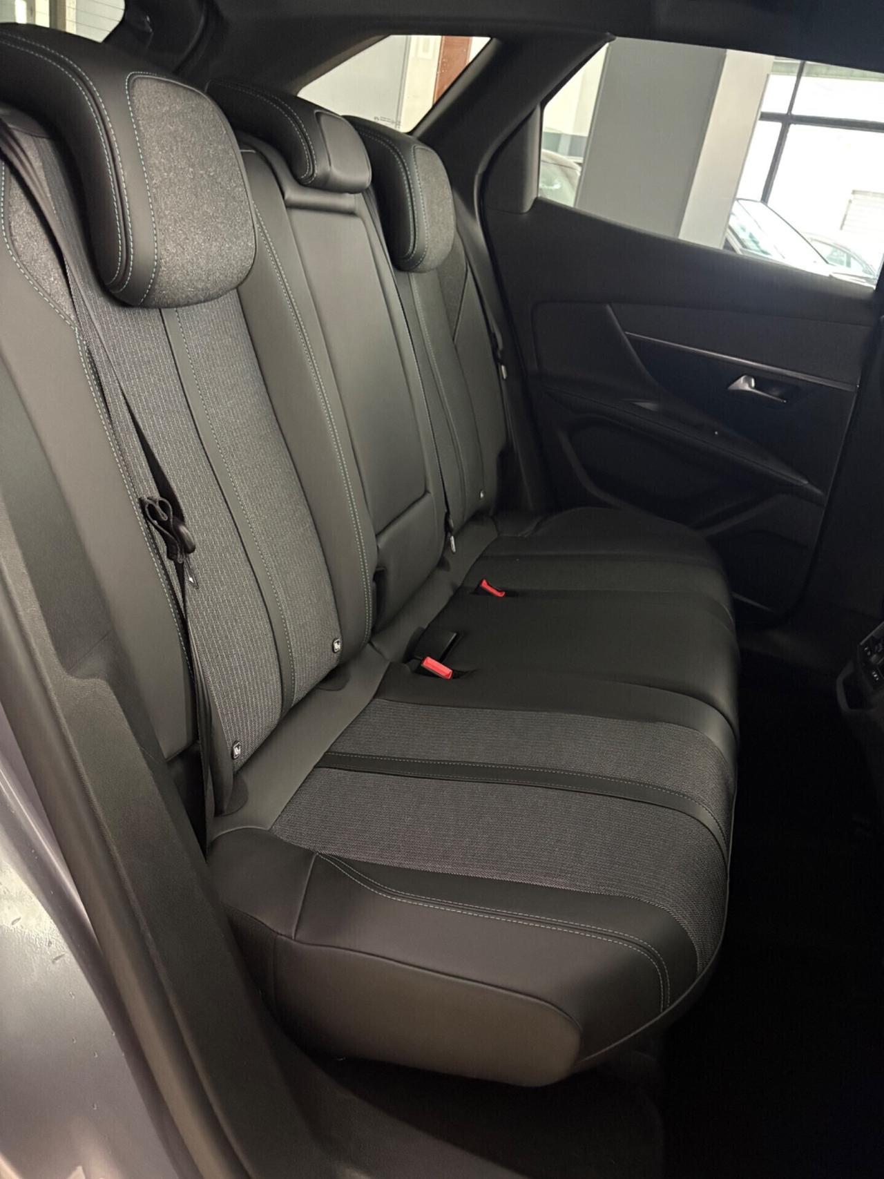 Peugeot 3008 BlueHDi 130 S&S EAT8 Allure Pack
