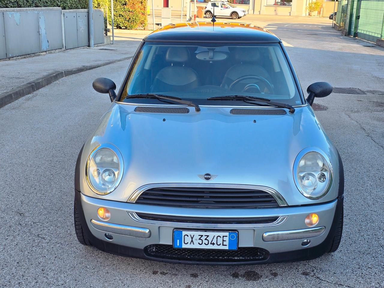 Mini Cooper 1.6 BENZINA OK NEOPATENTATI 150000KM