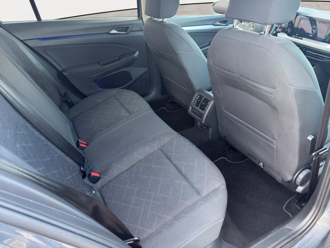 Volkswagen Golf Variant 1.0 eTSI EVO DSG Life - 2021