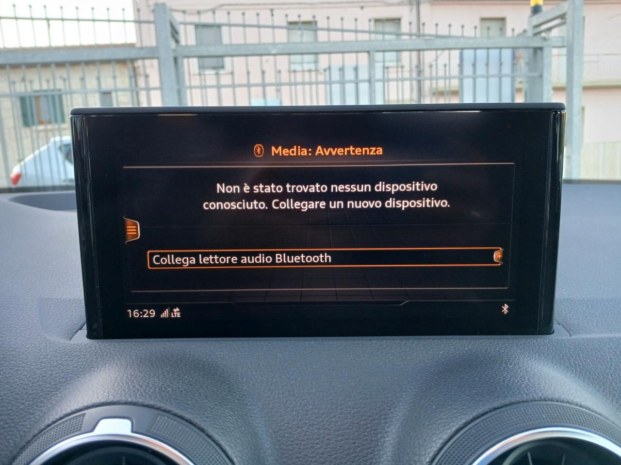 Audi Q2 TFSI 110CV BENZ 2022 ADVANCED