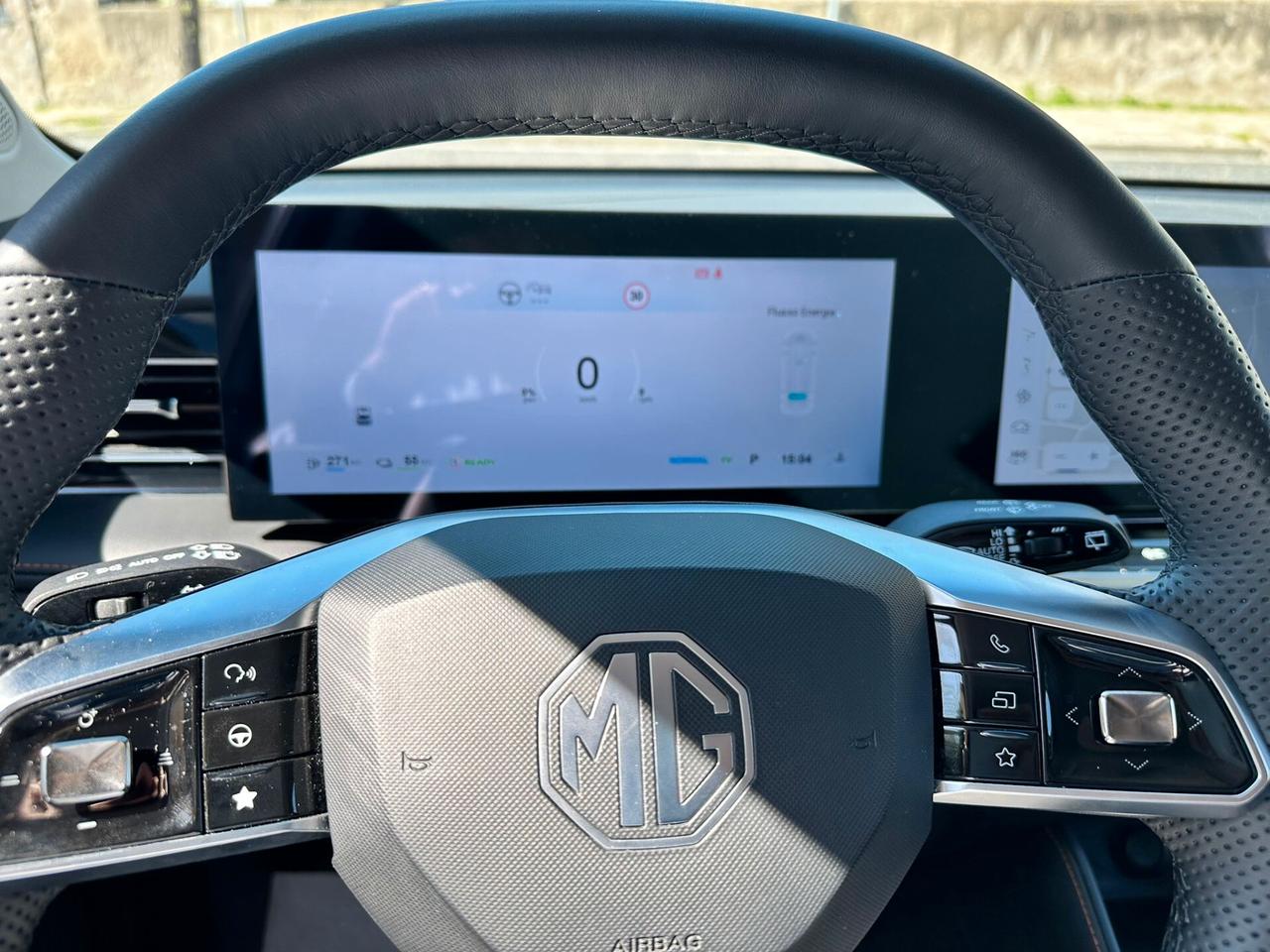 Mg HS PHEV Luxury PREZZO REALE