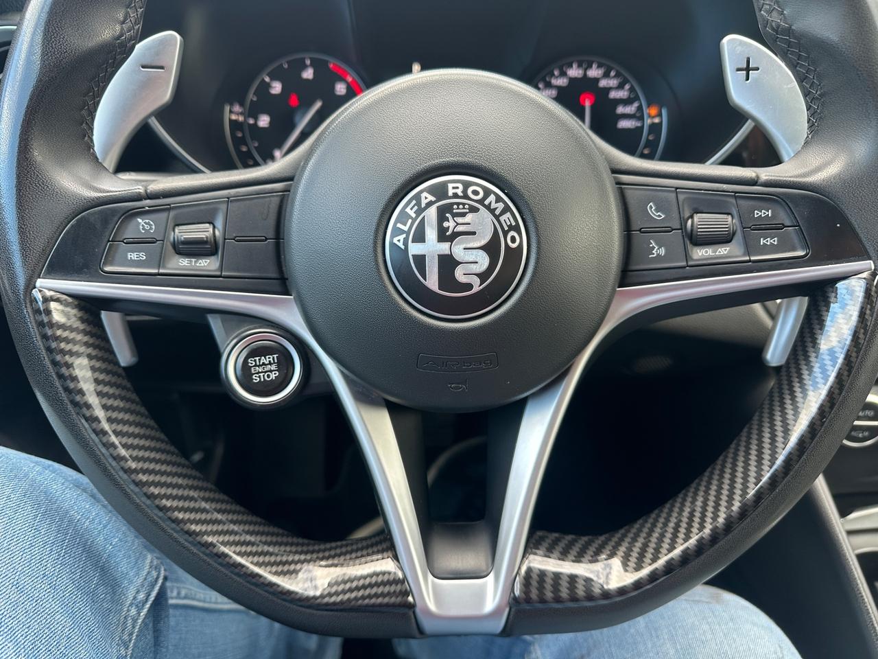 Alfa Romeo Giulia 2.2 Turbodiesel 180 CV AT8 Sport Edition