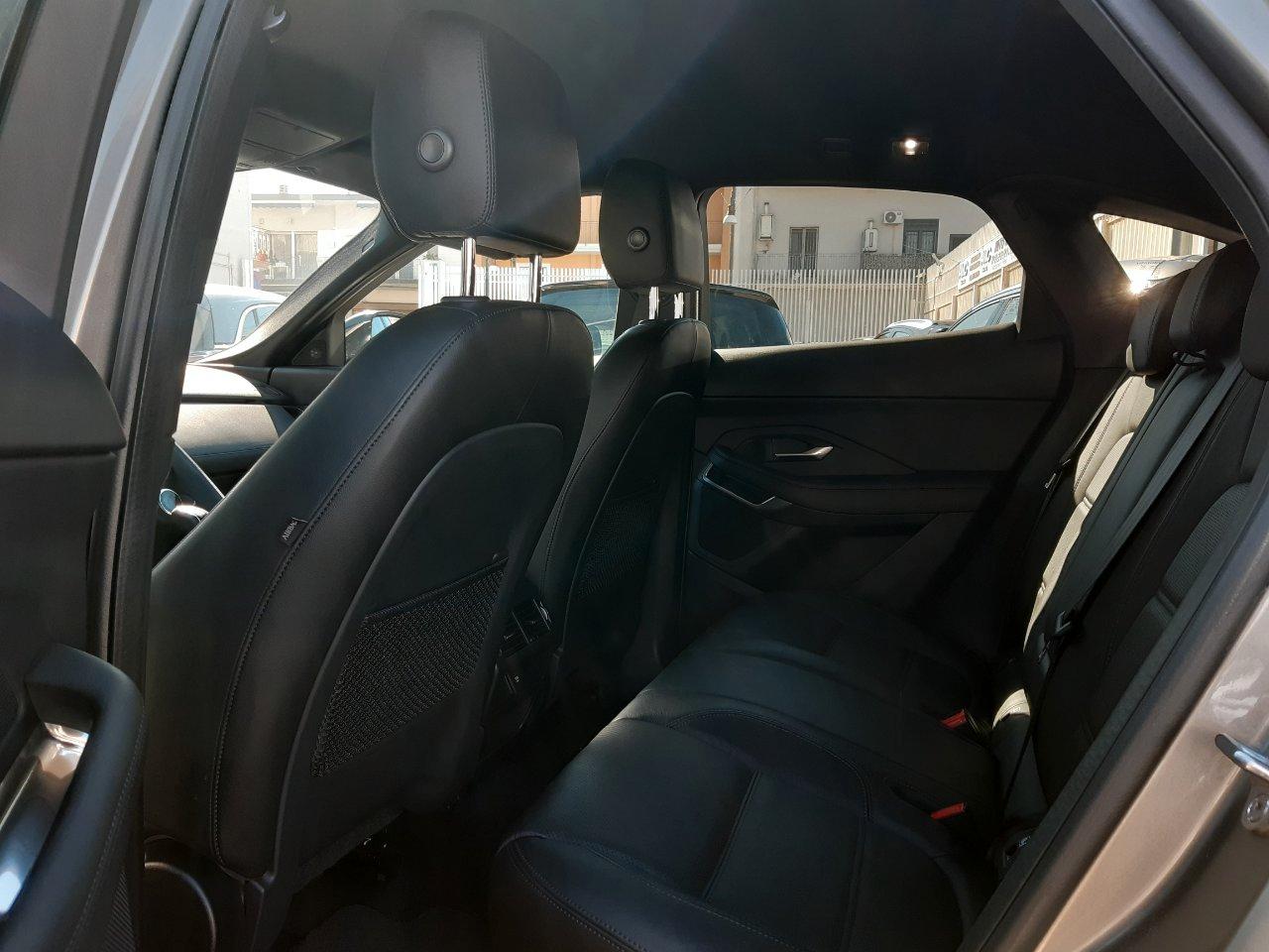 Jaguar E-Pace 2.0d i4 R-Dynamic HSE awd 150cv auto my19