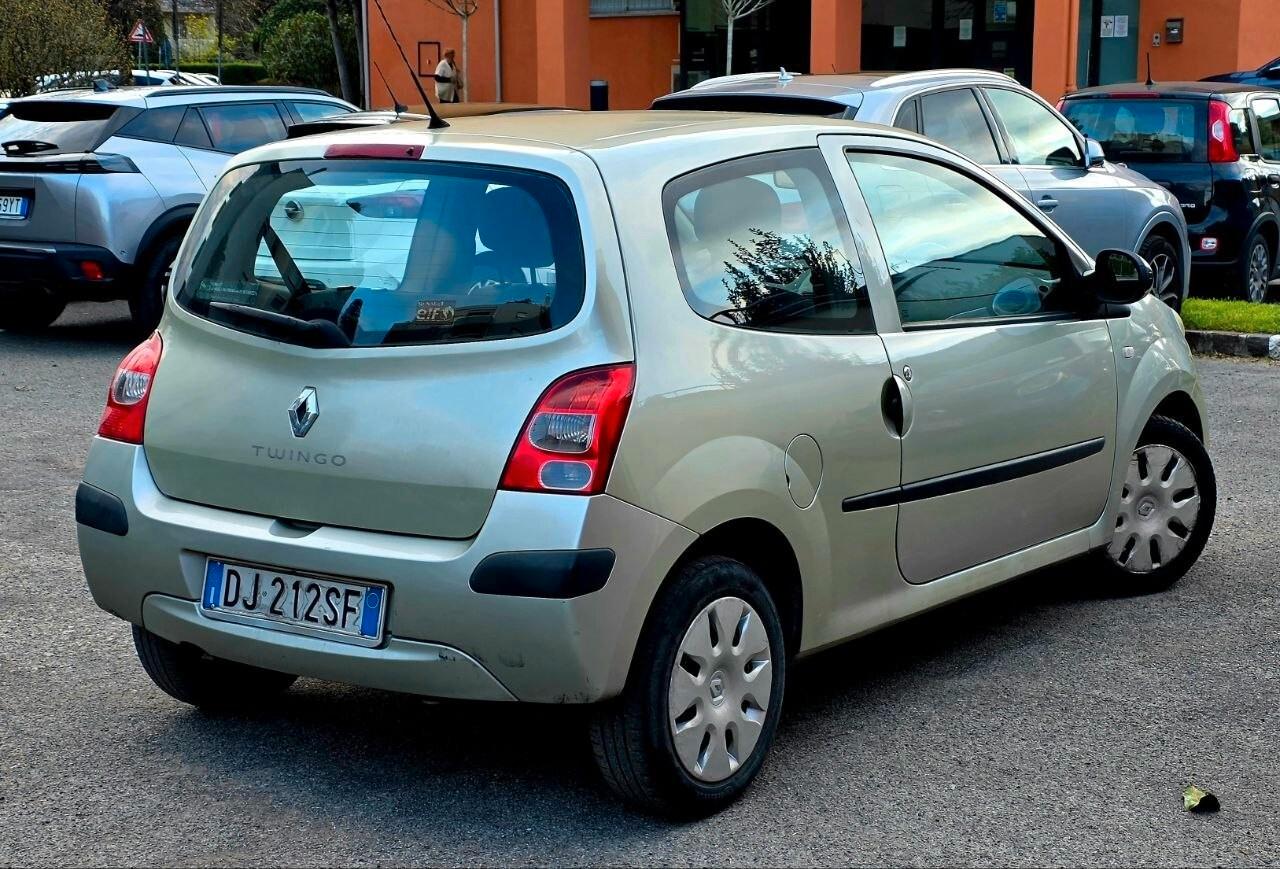 Renault Twingo 1.2 8V Dynamique
