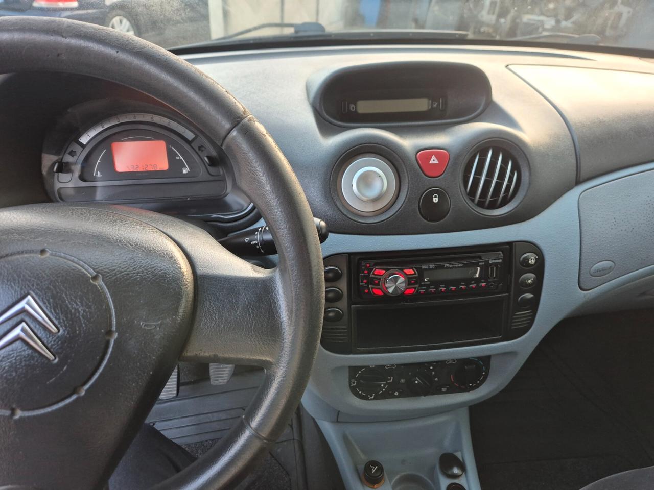 Citroen C3 1.1 Classique testata rigenerata