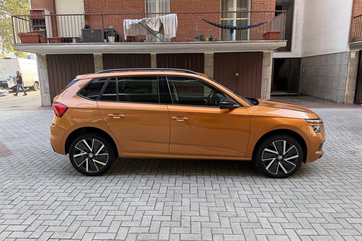 SKODA Kamiq 1.0 TSI 110 CV Black Dots