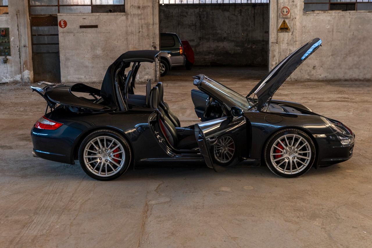 Porsche 911 Carrera S Cabriolet