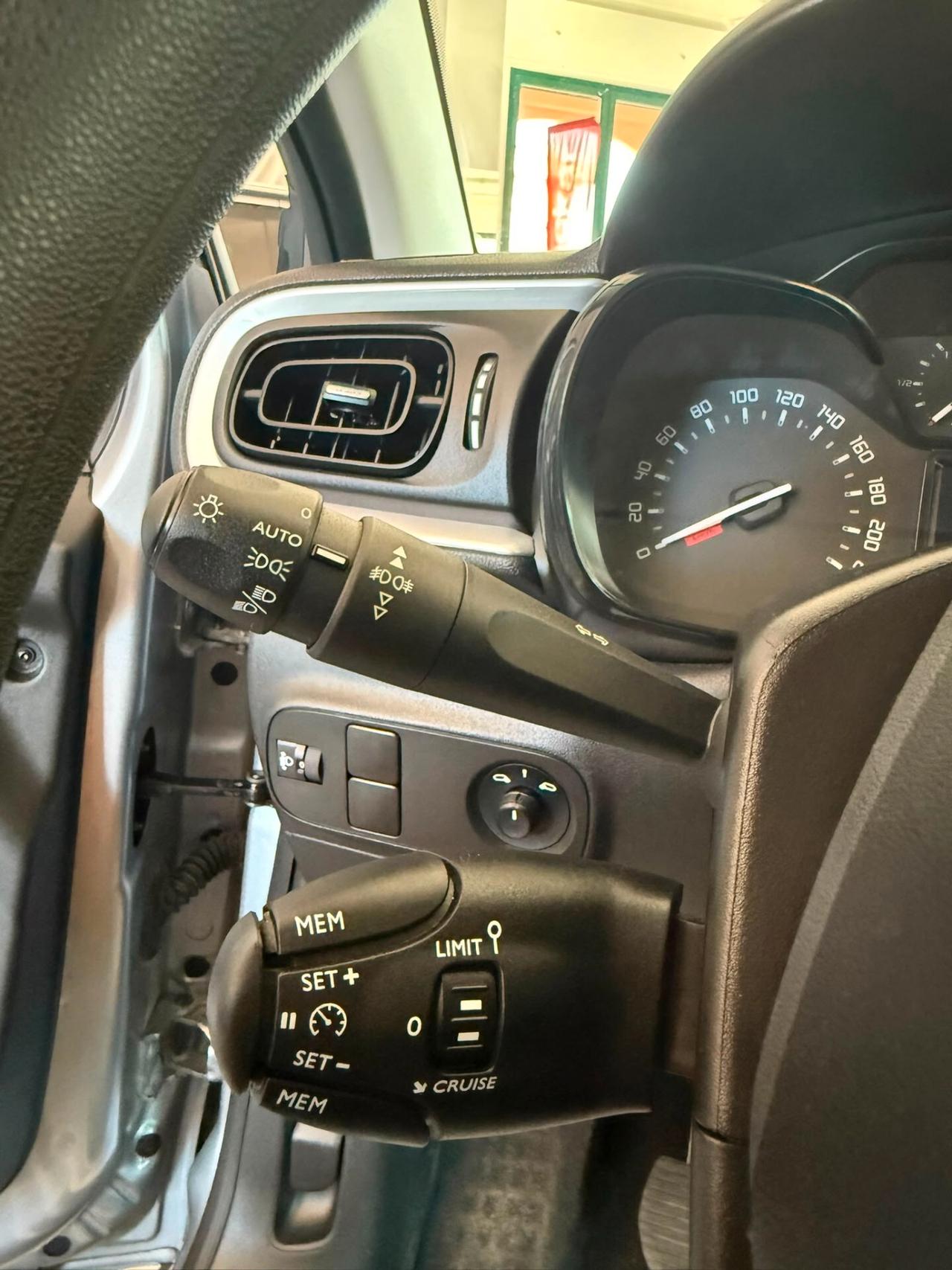 Citroen C3 BlueHDi 100 S&S Plus