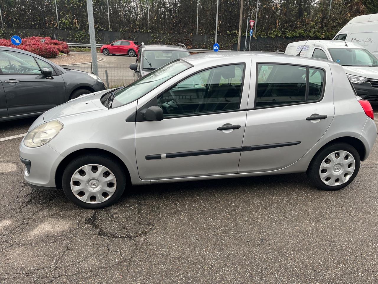Renault Clio 1.2 16V 5 porte Luxe