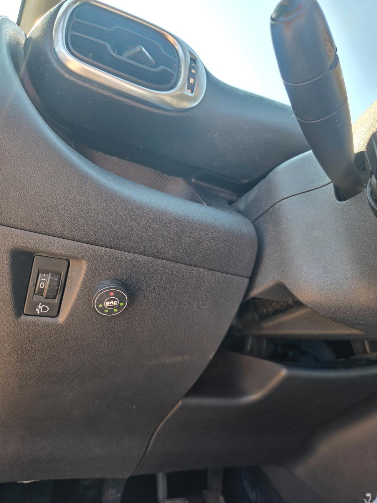 Citroen C3 Picasso 1.4 VTi 95 GPL airdream Seduction