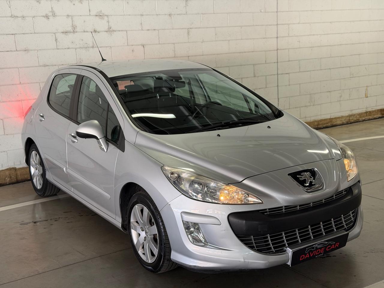 Peugeot 308 1.6 VTi 120CV 5p. Tecno