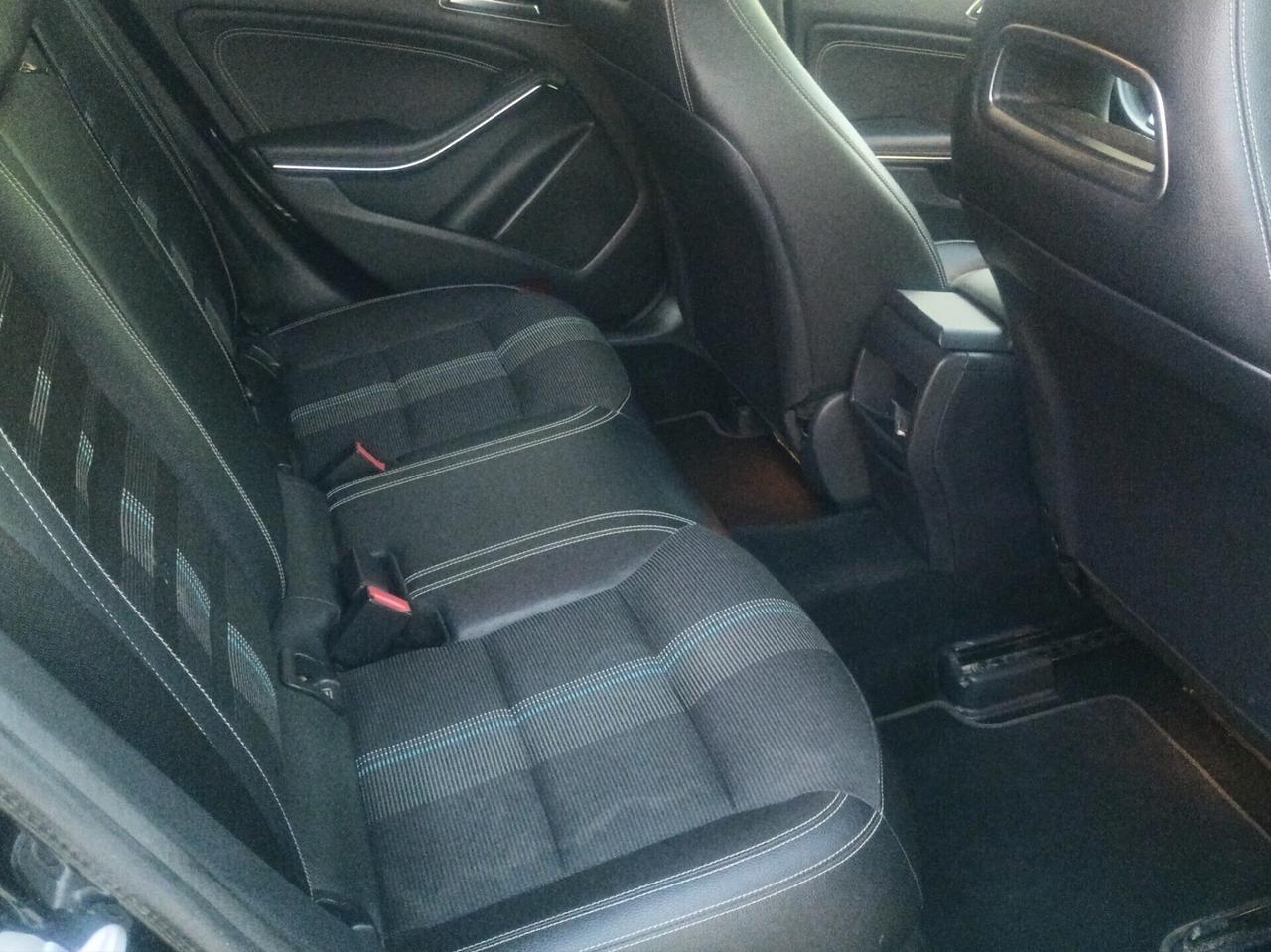 Mercedes-benz CLA 200 d Business