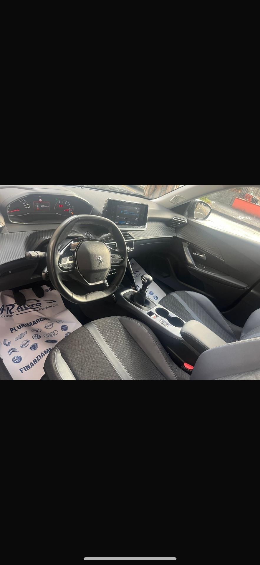 Peugeot 2008 PureTech 100 S&S Allure