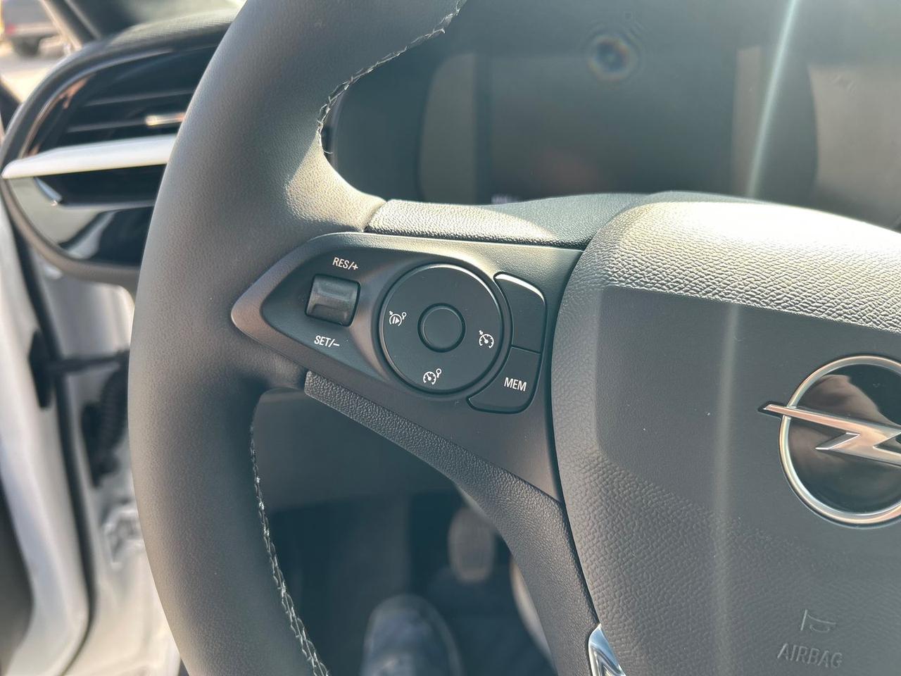 Opel Corsa Edition 1.2 Direct Injection Turb #9783