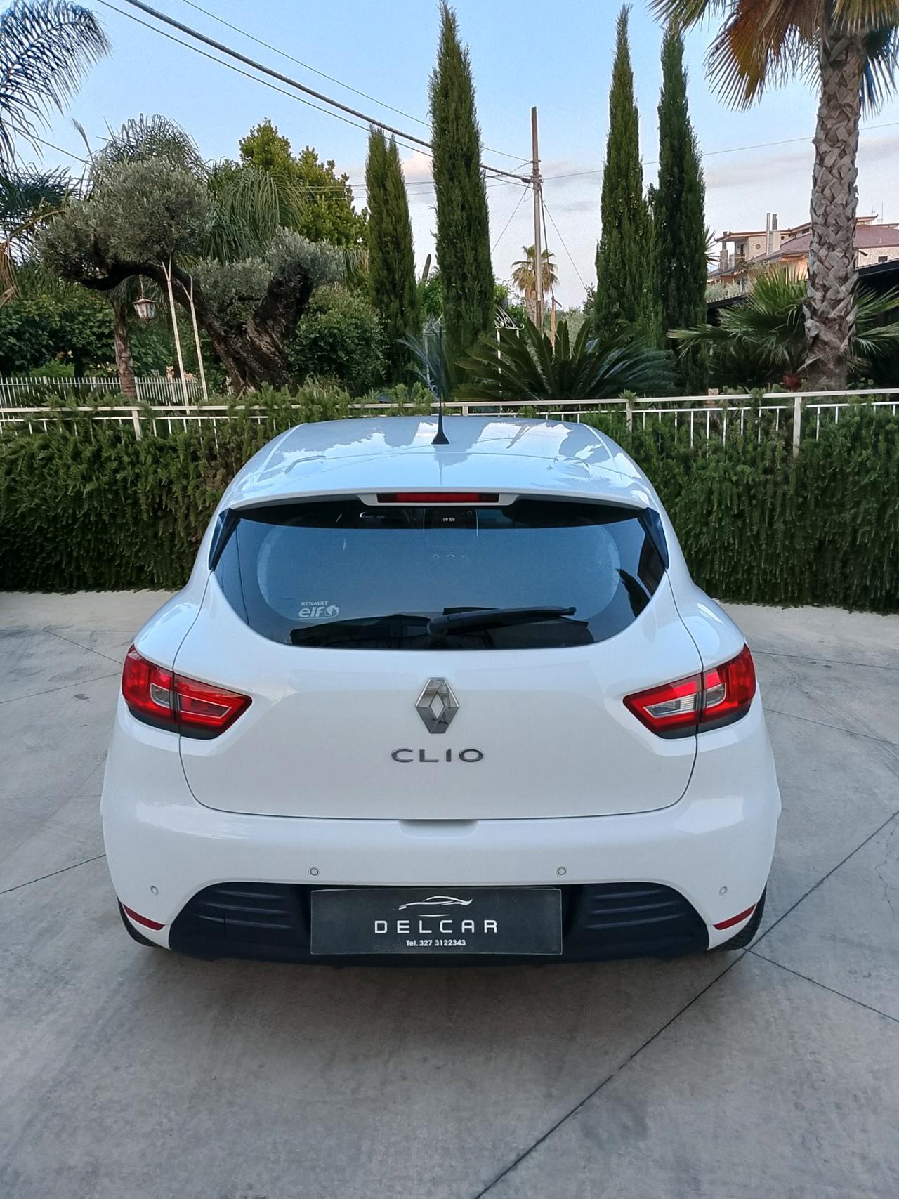 Renault Clio 1.2 75CV 5 porte Zen