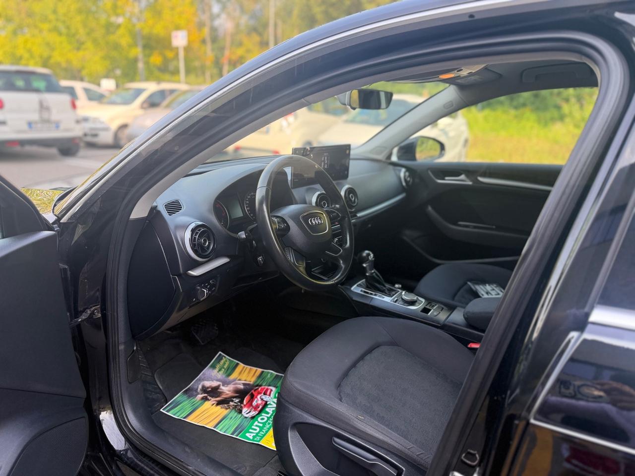 Audi A3 1.6 TDI clean diesel*Automatik*Navi*Neopatentati*