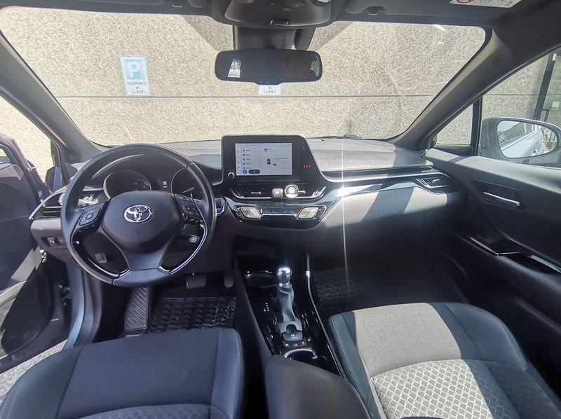 Toyota C-HR 2.0 152cv Hybrid E-CVT Lounge