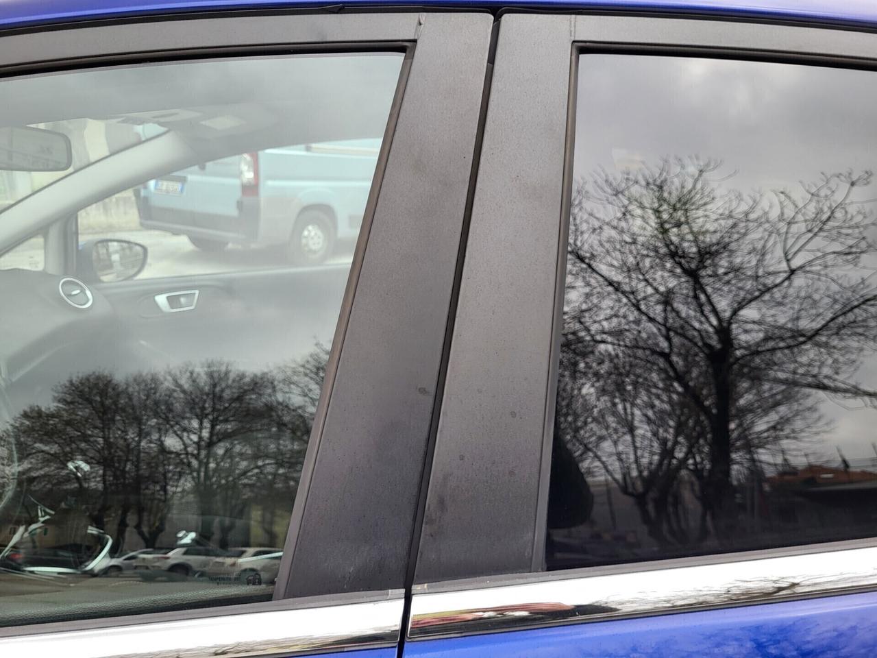 FORD Fiesta 1,5 TDCi-6B-3 REVISIONI-NAVI-UNICA PRO